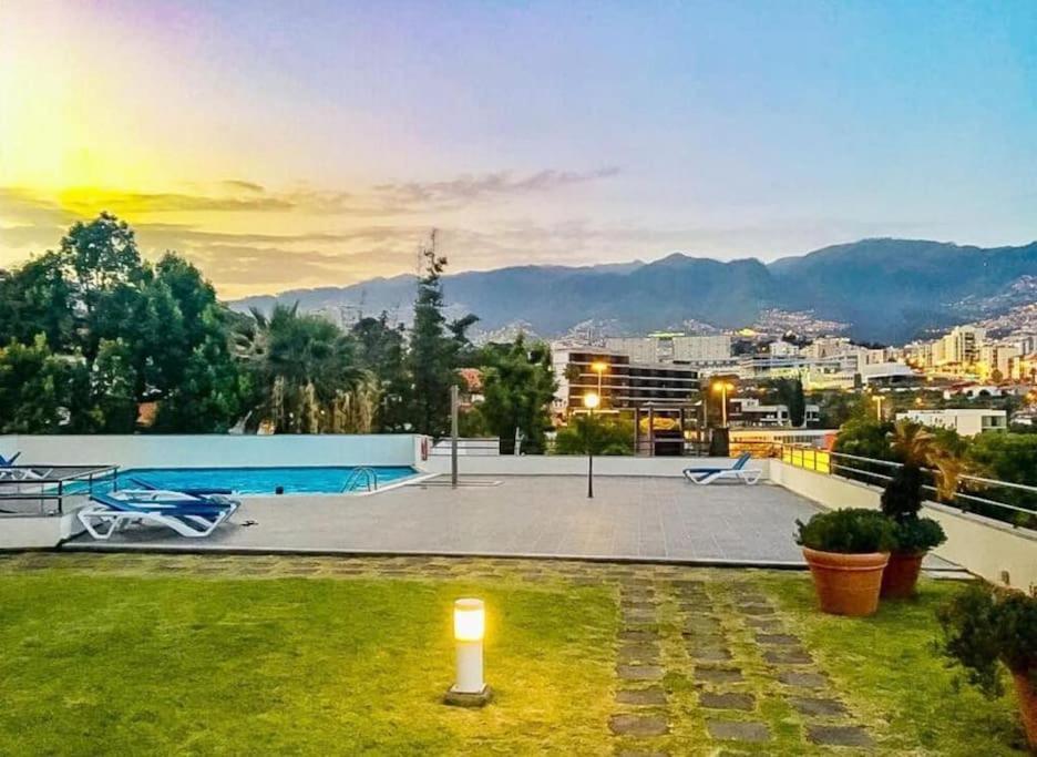 The Suite Qm Funchal  Exteriör bild